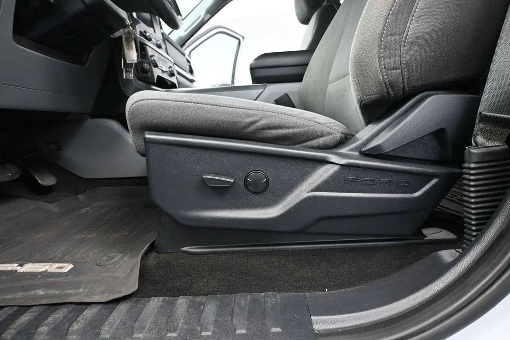 Used 2022 White Ford XLT image 16