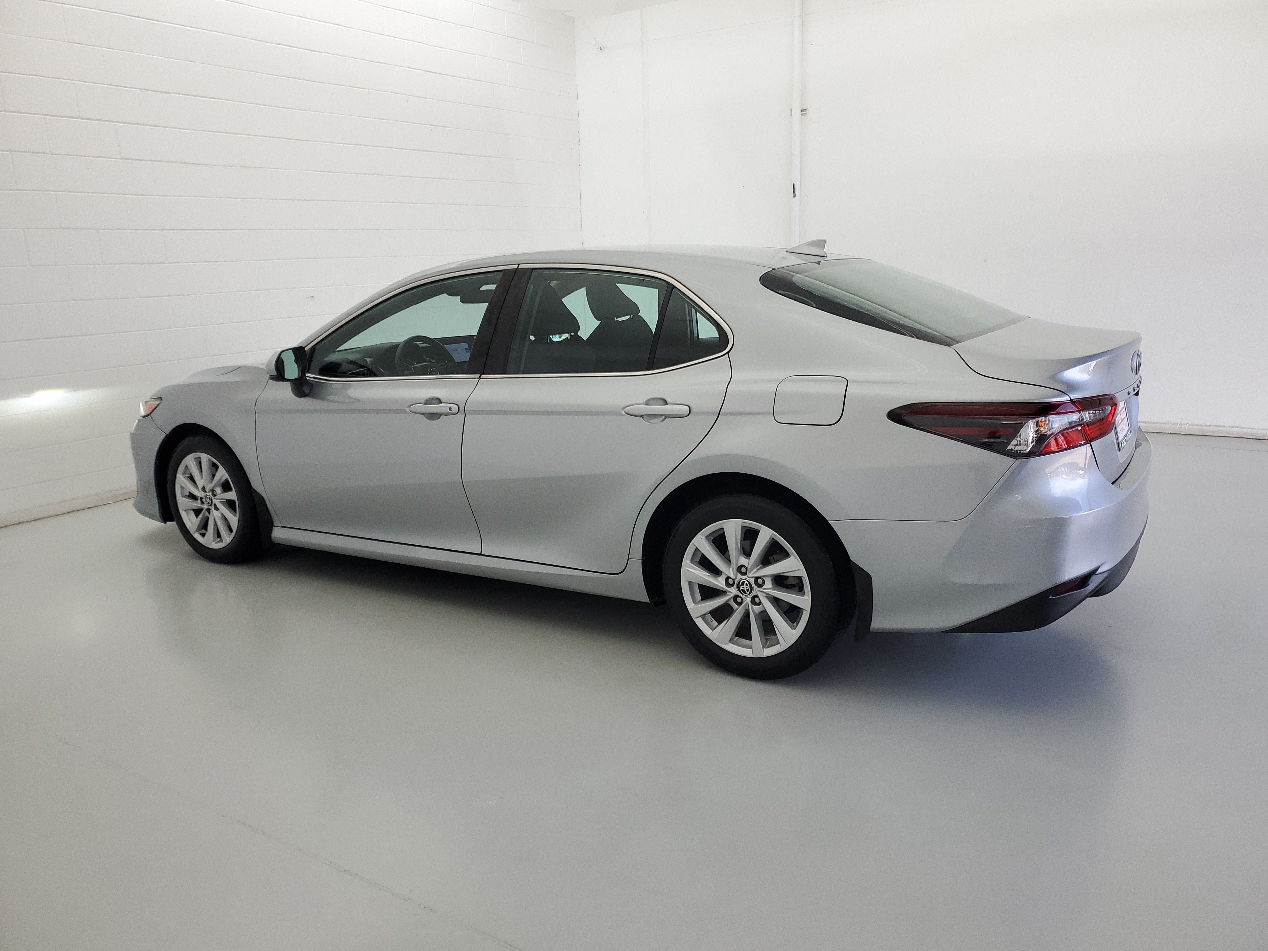 Used 2022 Celestial Silver Metallic Toyota LE image 7