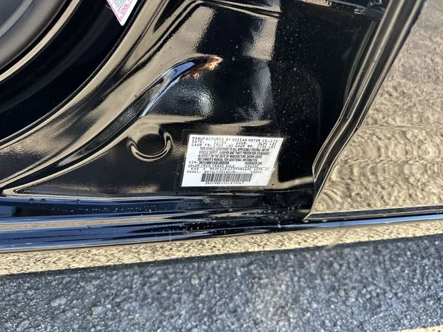 Used 2025 Black Nissan 1.6 SV image 33