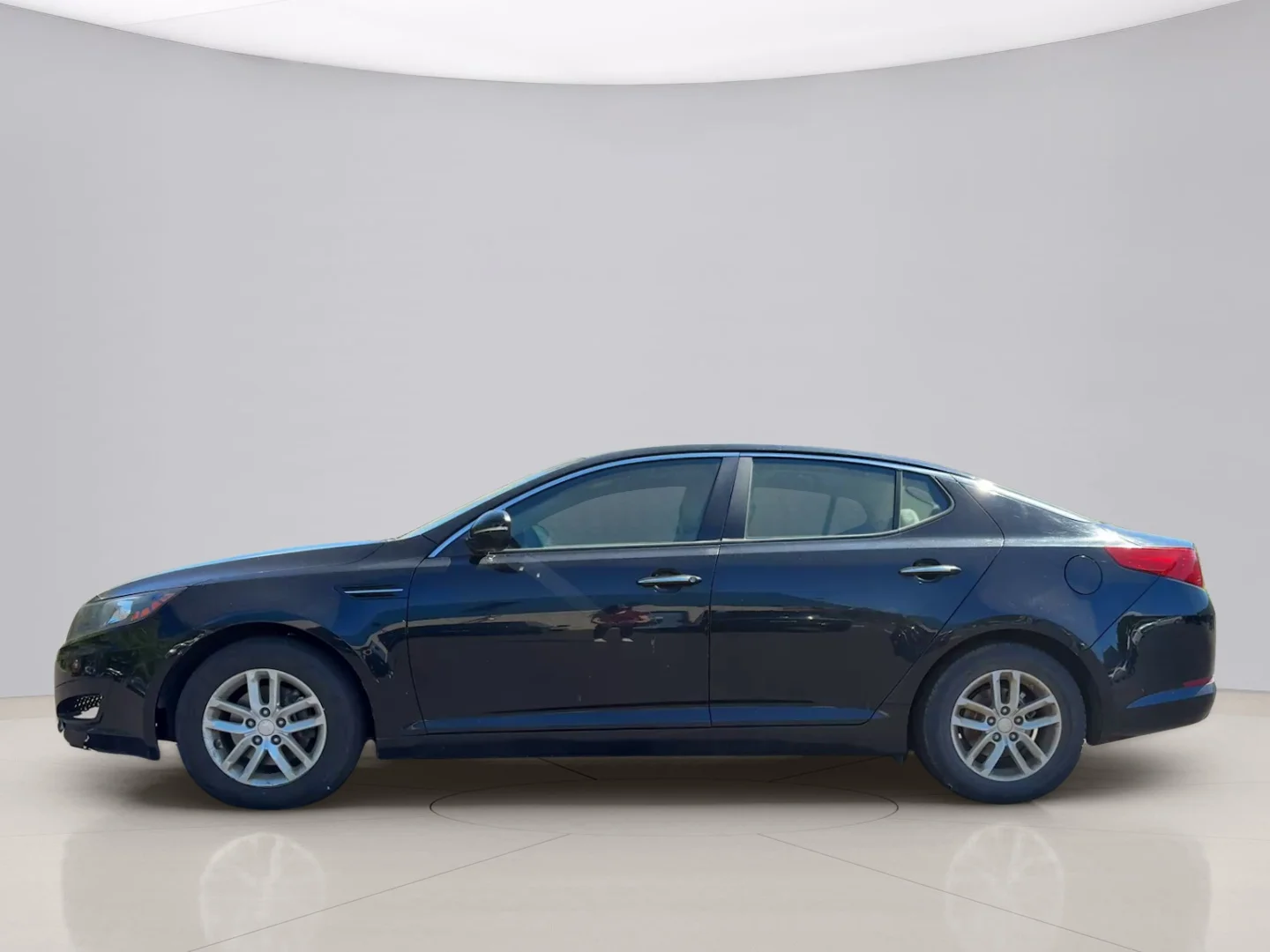 Used 2012 Black Kia LX MT image 2