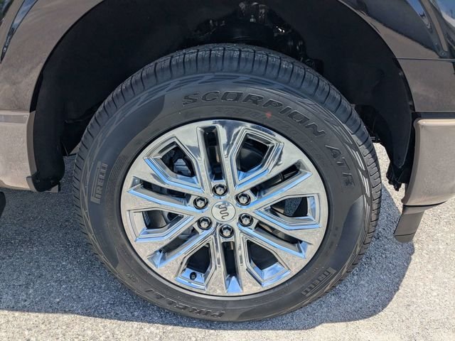 New 2026 Agate Black Metallic Ford King Ranch® image 11