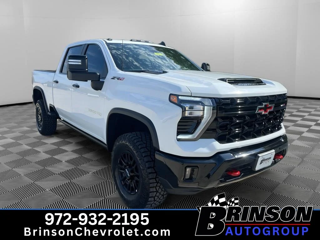 New 2026 Summit White Chevrolet ZR2 image 3