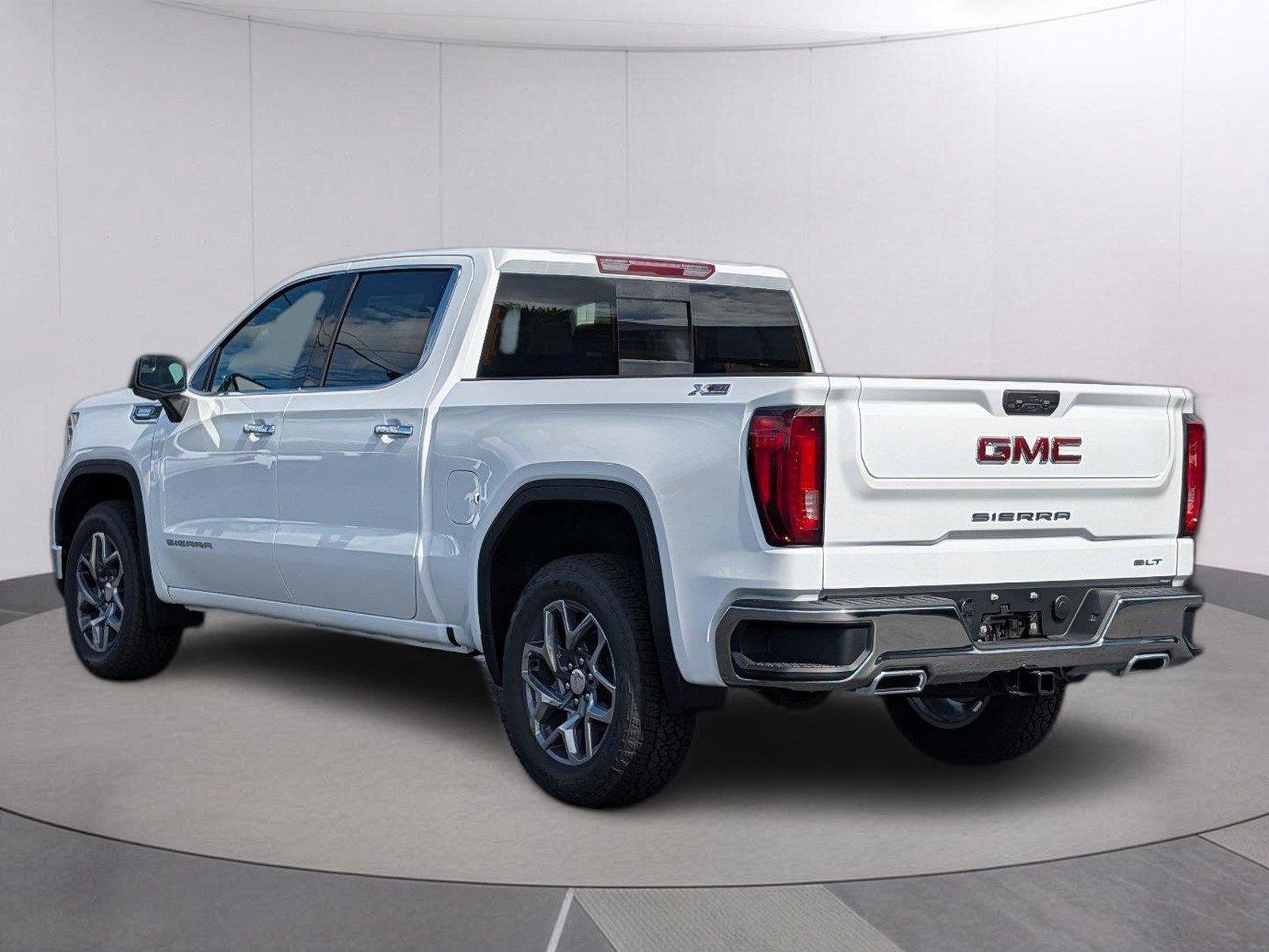 New 2026 Summit White GMC SLT image 3