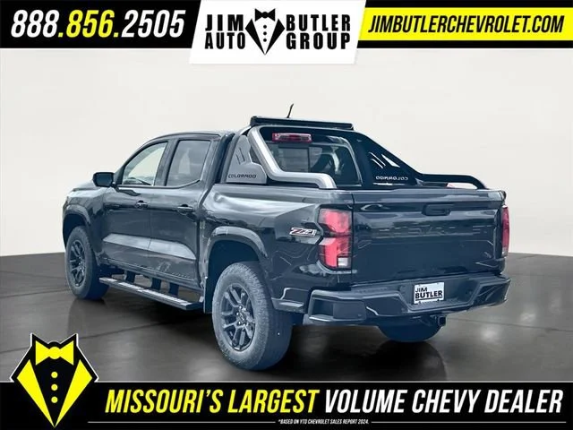 New 2025 Black Chevrolet Z71 image 4