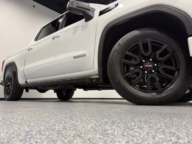Used 2024 White GMC Elevation image 2