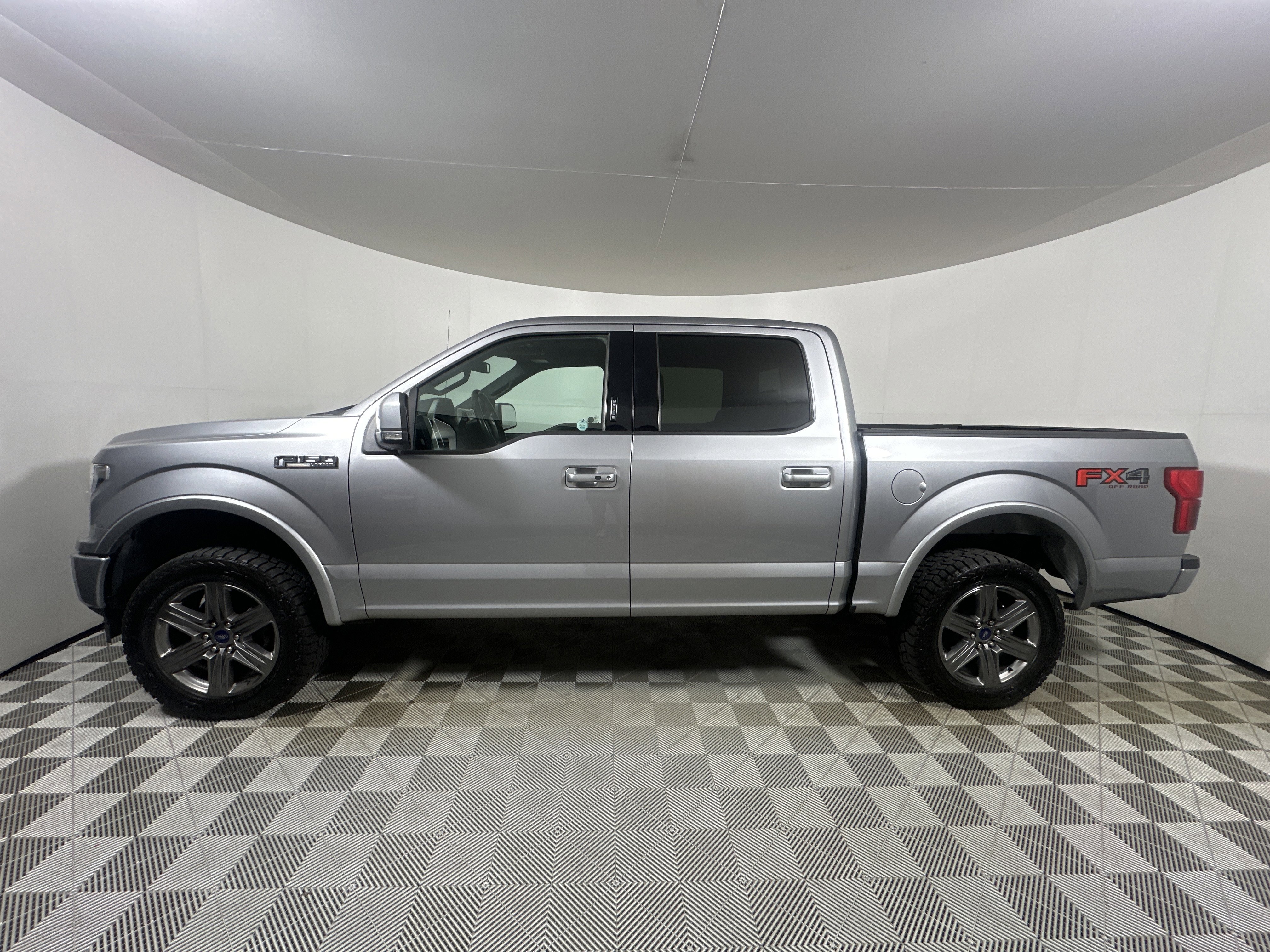 Used 2020 Silver Ford  image 4