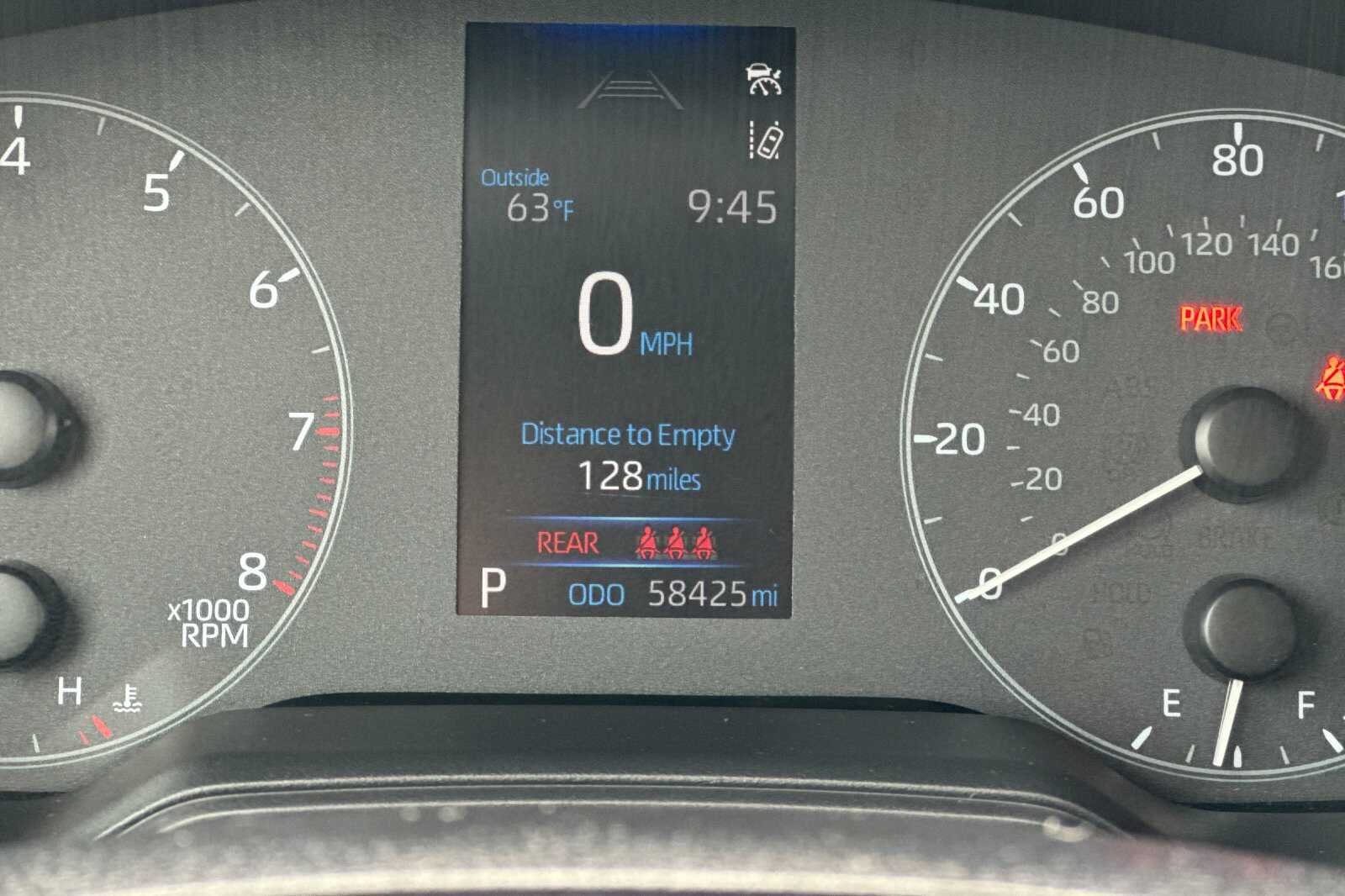 Used 2023 White Toyota LE image 25