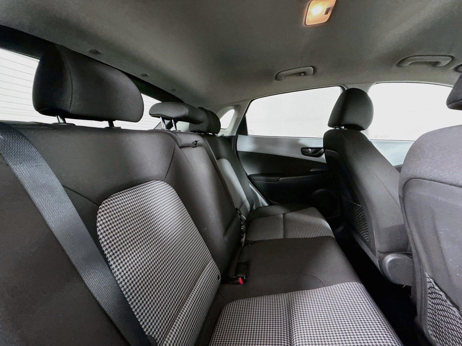 Used 2019 Chalk White Hyundai SEL image 35