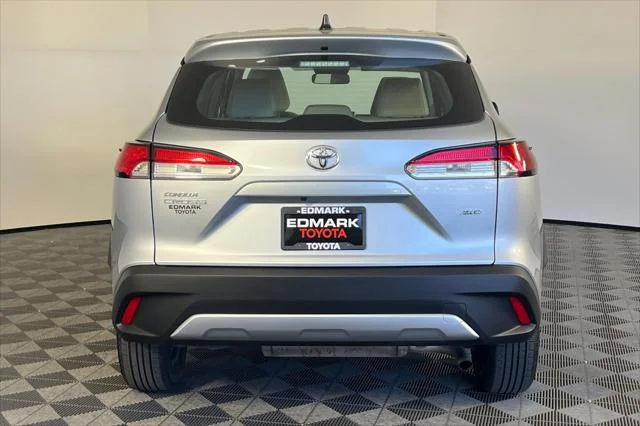 Certified Used 2025 SONIC SILVER Toyota  image 22