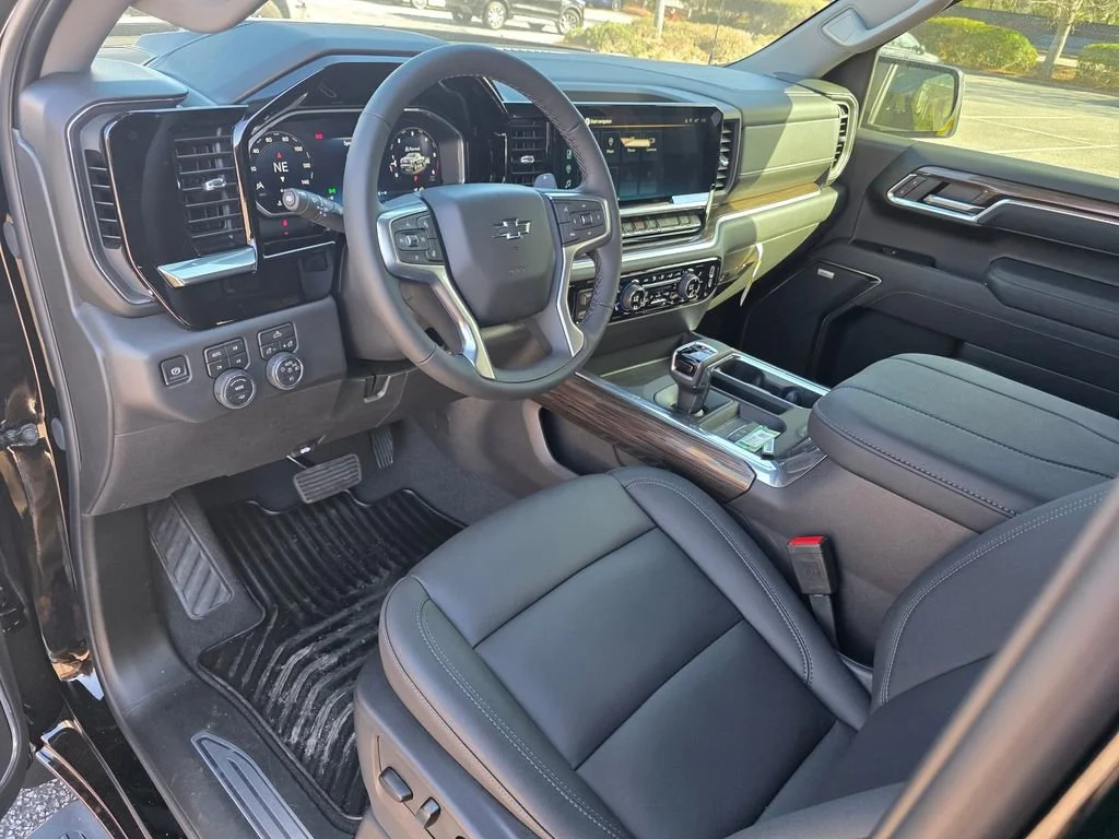 2026 Chevrolet Silverado 1500 RST - Photo 9