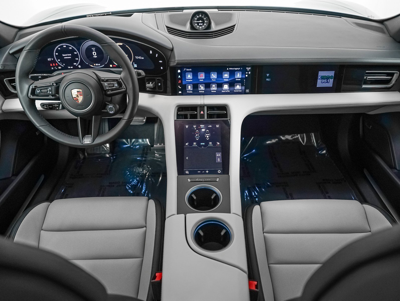 New 2026 PALE BLUE Porsche 4S image 14