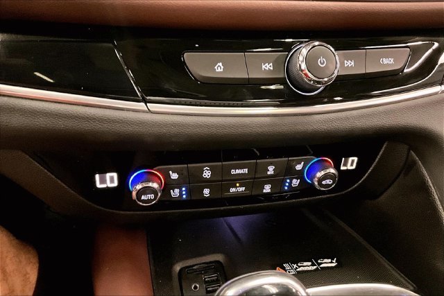 Used 2021 Ebony Twilight Metallic Buick Avenir image 31