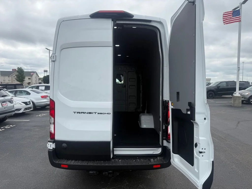 New 2026 Oxford White Ford Cargo Van image 33