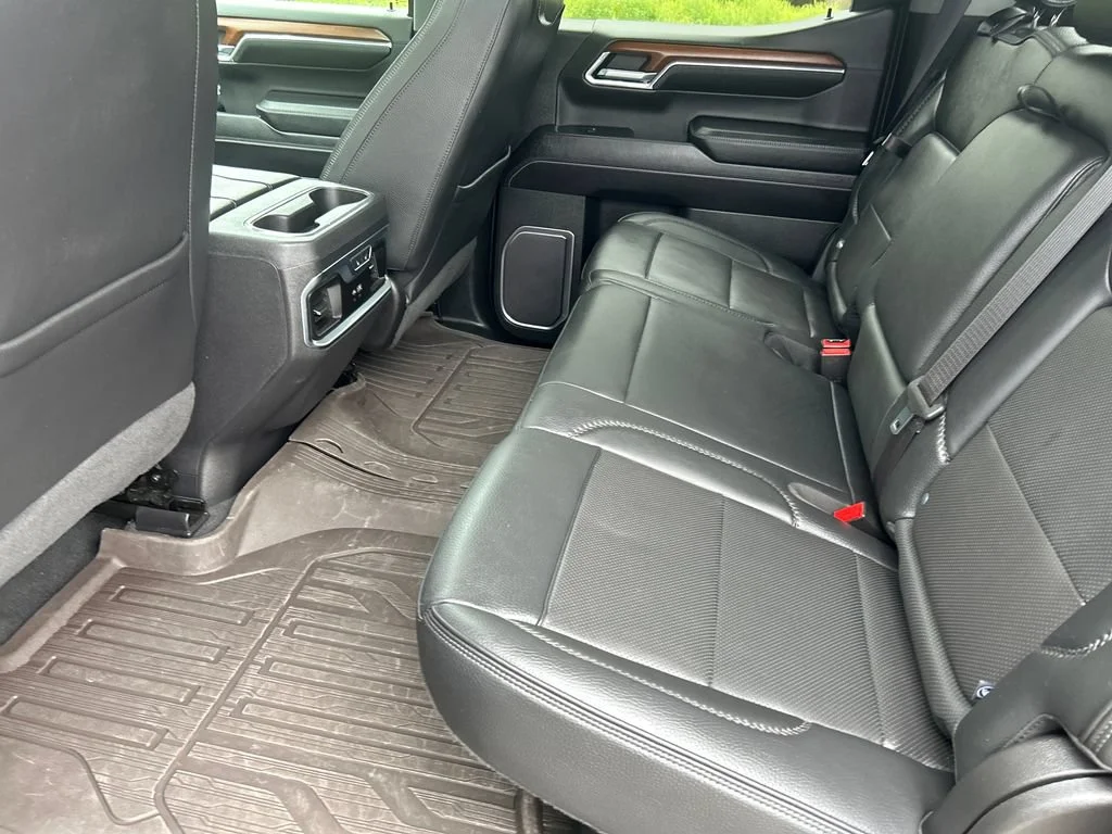 Certified Used 2023 ONYX BLACK GMC Denali image 14