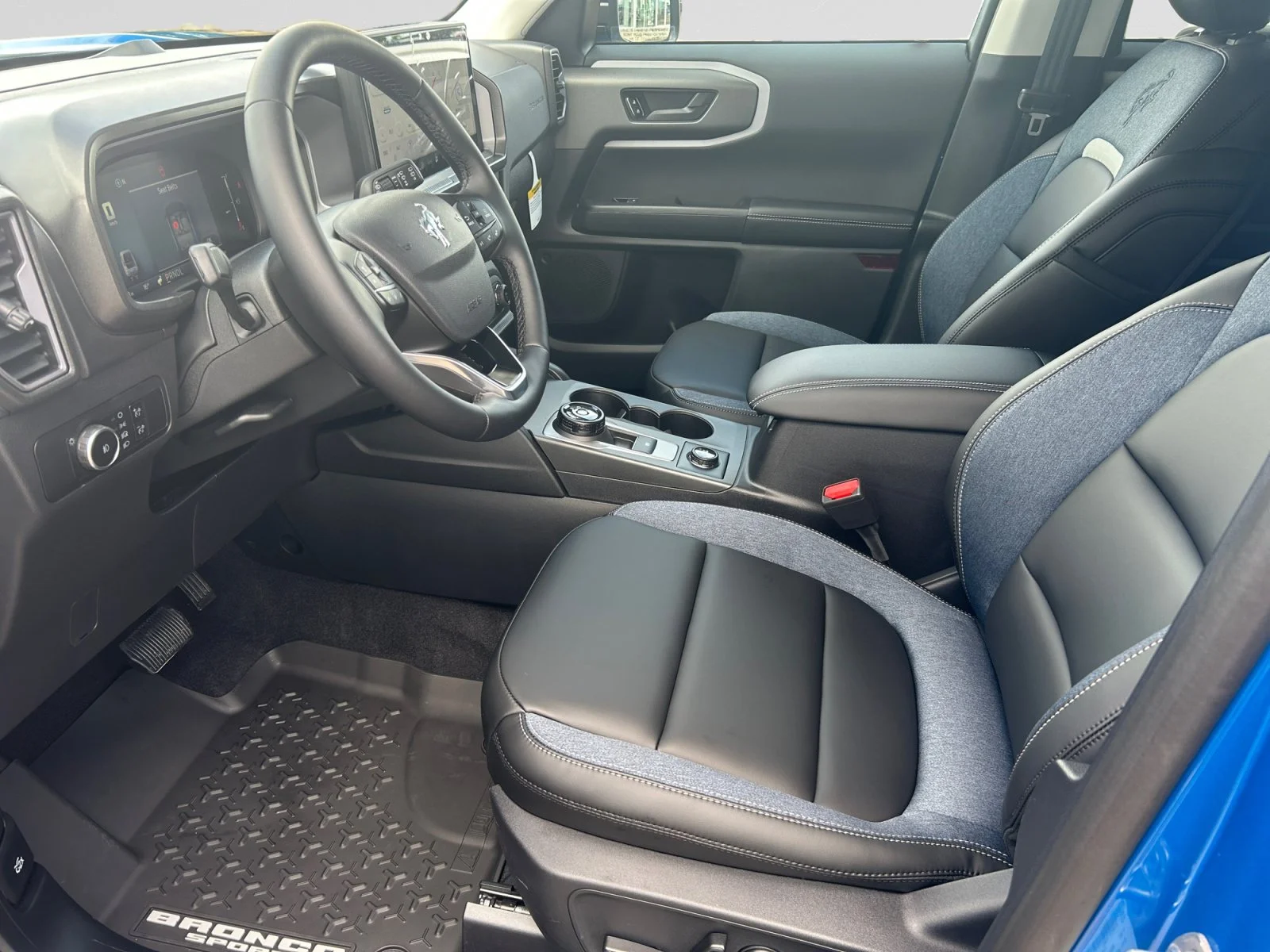 New 2026 VELOCITY BLUE METALLIC Ford Outer Banks image 13