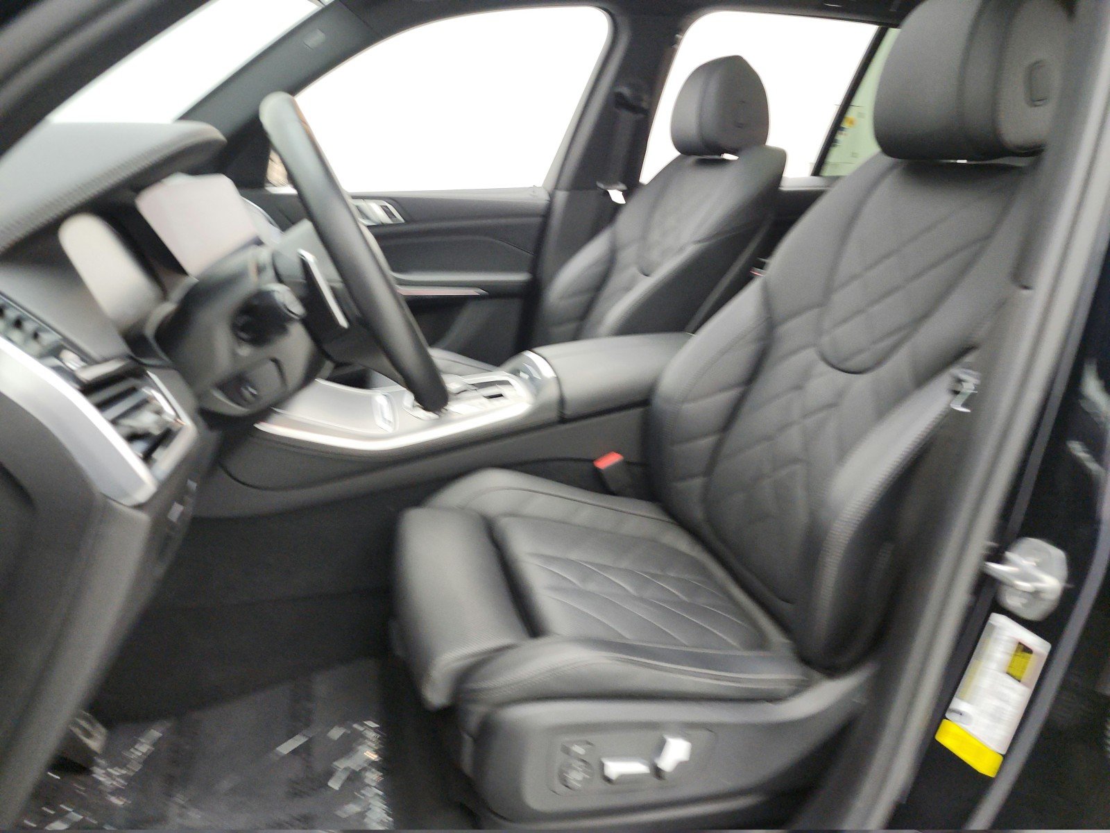 Used 2023 Carbon Black Metallic BMW sDrive40i Sports Activity Vehicle image 12