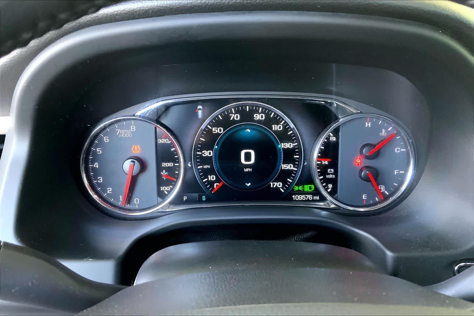 Used 2019 Ebony Twilight Metallic GMC Denali image 26