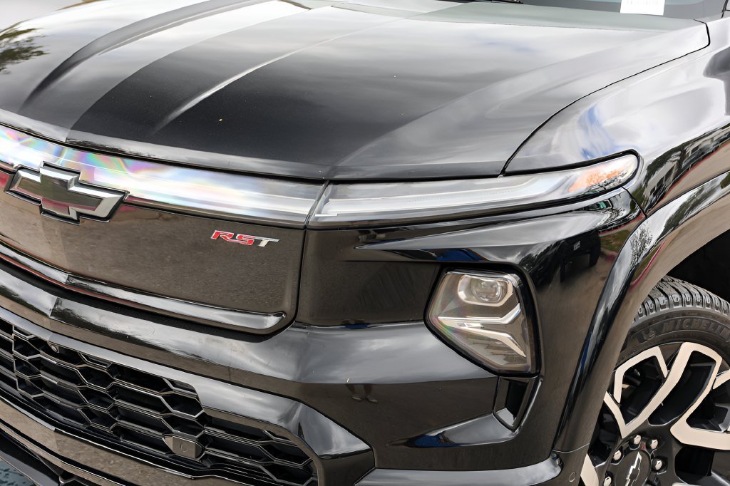 Used 2024 Chevrolet Silverado EV RST with VIN 1GC40ZEL6RU301077 for sale in Austin, TX