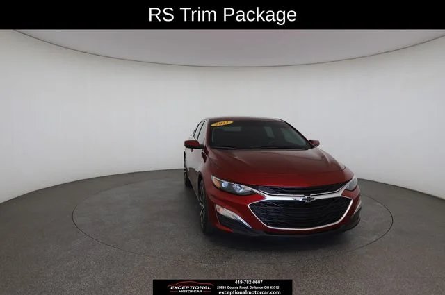 Used 2021 Red Chevrolet RS image 30