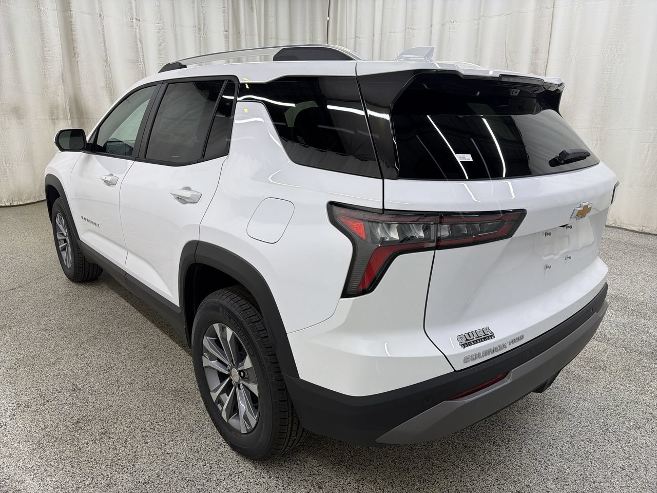 2026 Chevrolet Equinox LT - Photo 9