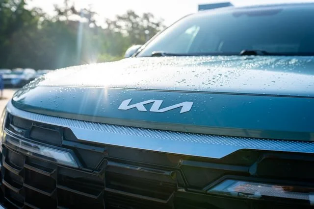 Used 2024 Pluton Blue Kia SX image 13