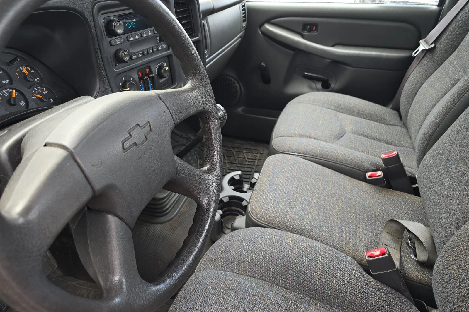 Used 2005 Summit White Chevrolet Work Truck image 8