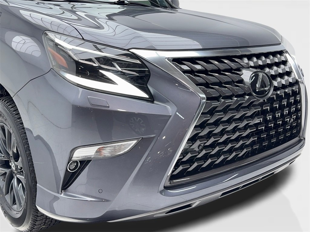 2022 Lexus GX 460 photo 3