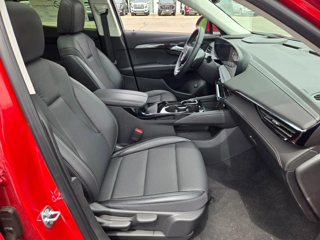 2025 Buick Envision Preferred - Photo 17