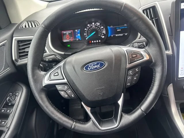 Used 2021 Red Ford SEL image 17