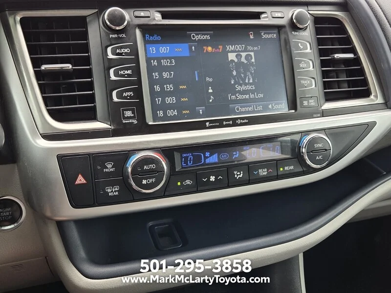 Used 2017 Blizzard Pearl TOYOTA LIMITED V6 FWD image 19