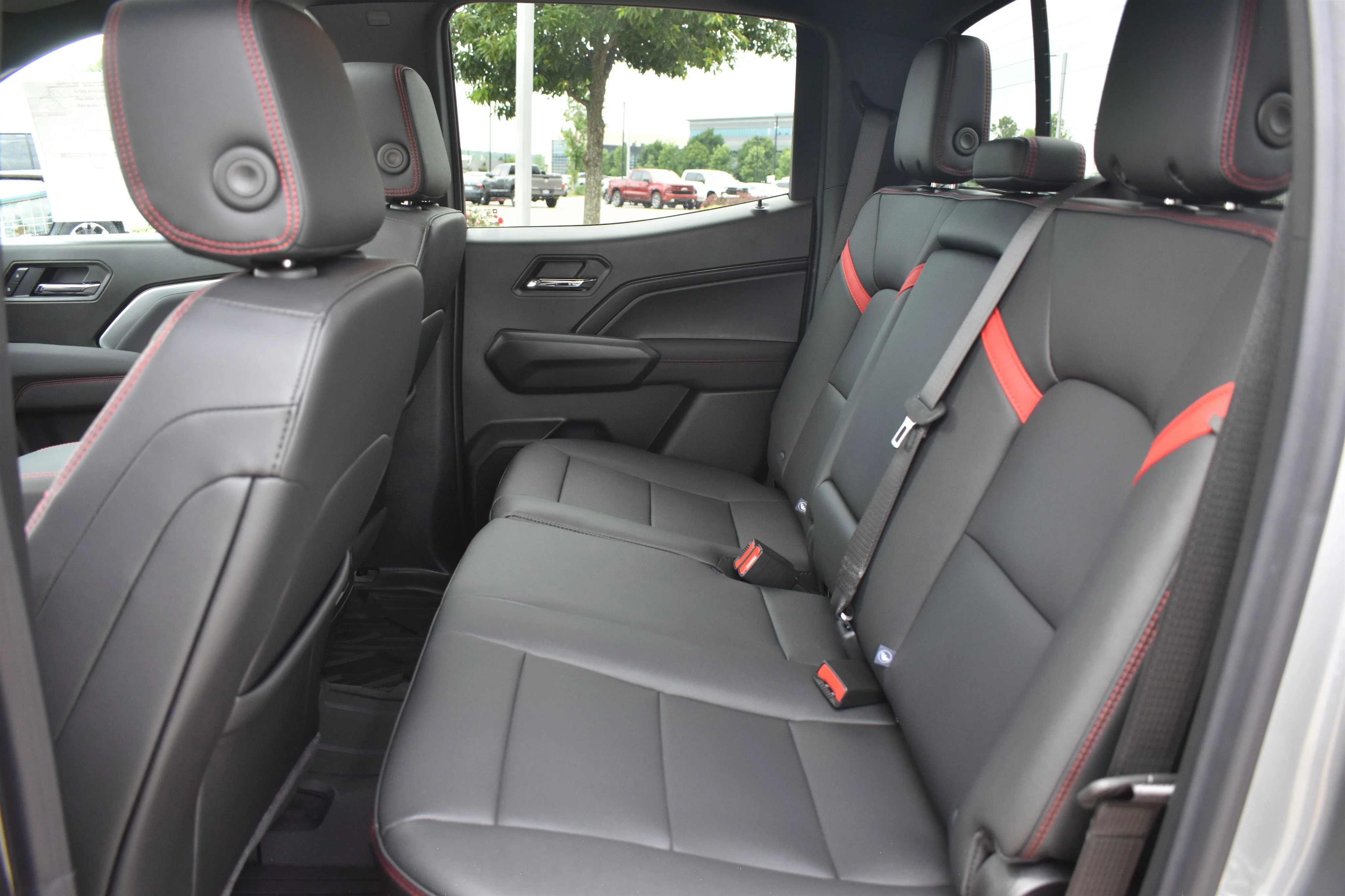 New 2026 Sterling Gray Metallic Chevrolet 4WD Z71 image 17