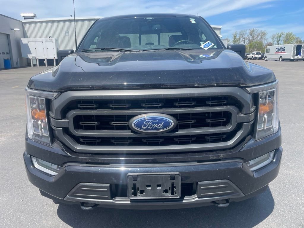 Used 2022 Black Ford XLT image 10