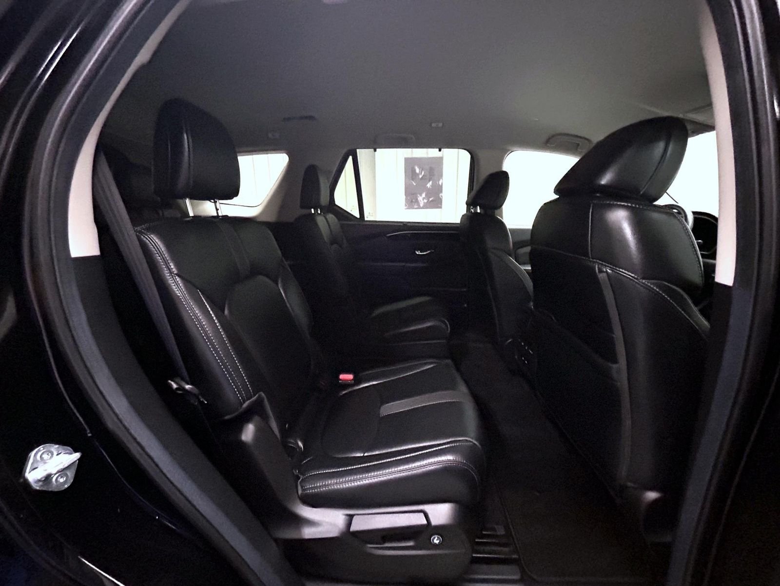 Used 2025 Black Honda EX-L image 18