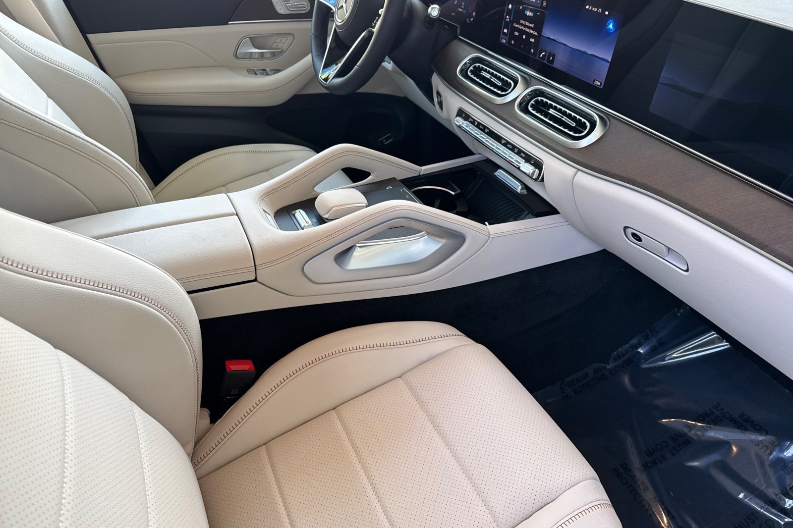 New 2027 Polar White Mercedes-Benz GLS 450 image 10