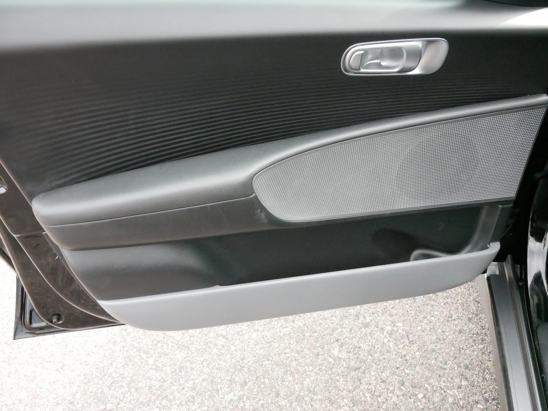 Used 2023 Onyx Black Hyundai SEL image 19