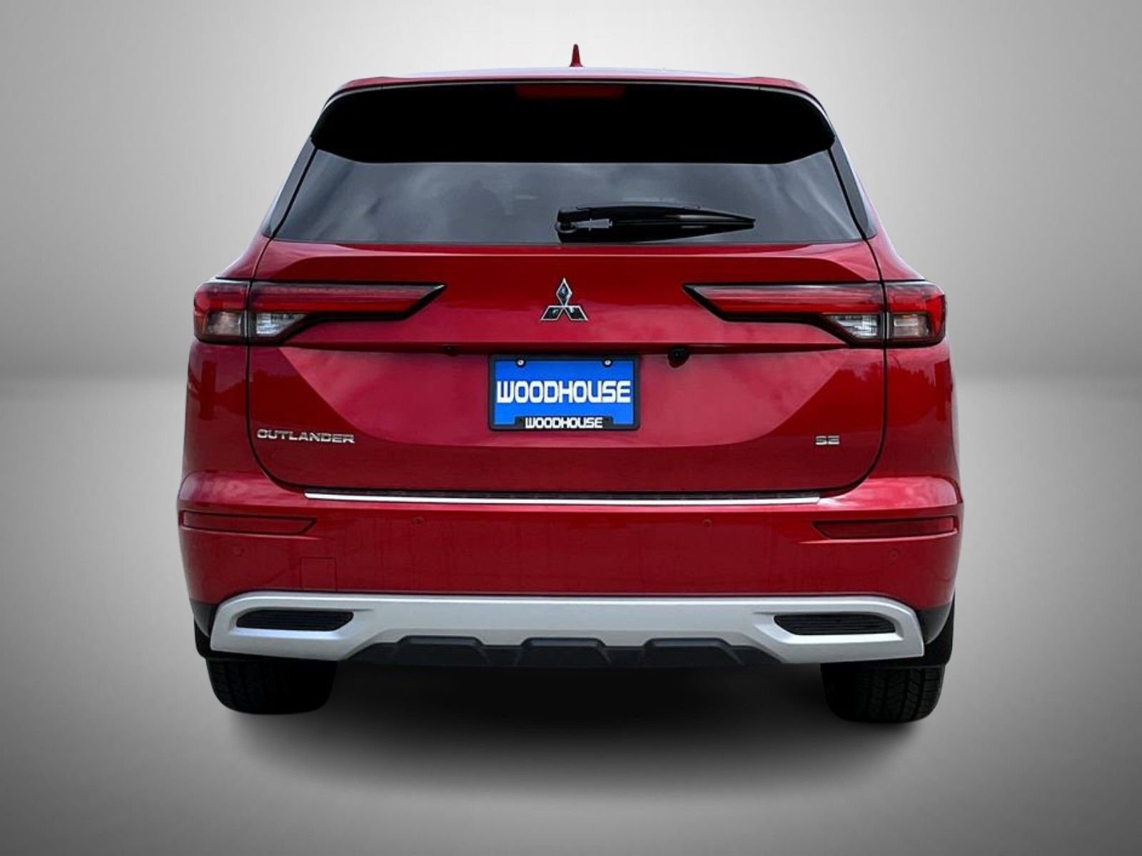 Used 2023 Red Mitsubishi SE image 6