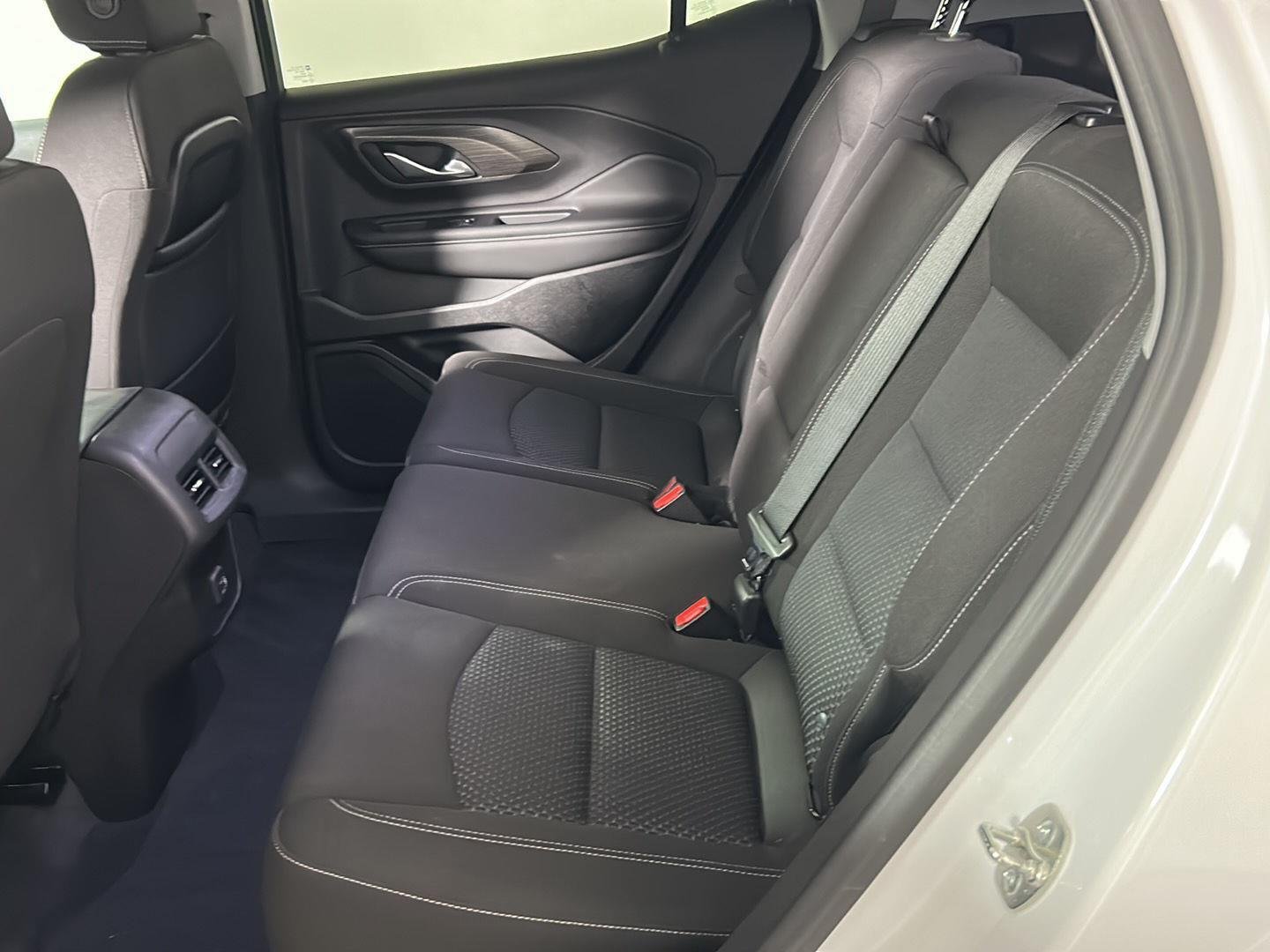 Used 2024 Summit White GMC SLE image 16
