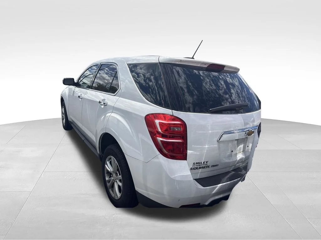 Used 2017 White Chevrolet LS image 6