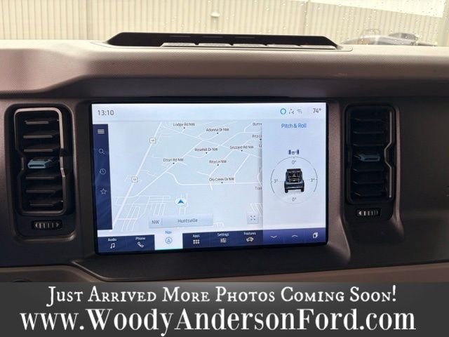 Used 2024 Azure Gray Metallic Ford Wildtrak image 10