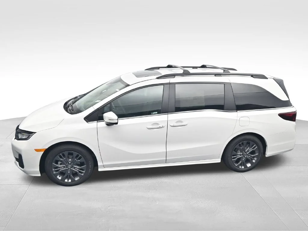 New 2027 Platinum White Pearl Honda Touring image 52