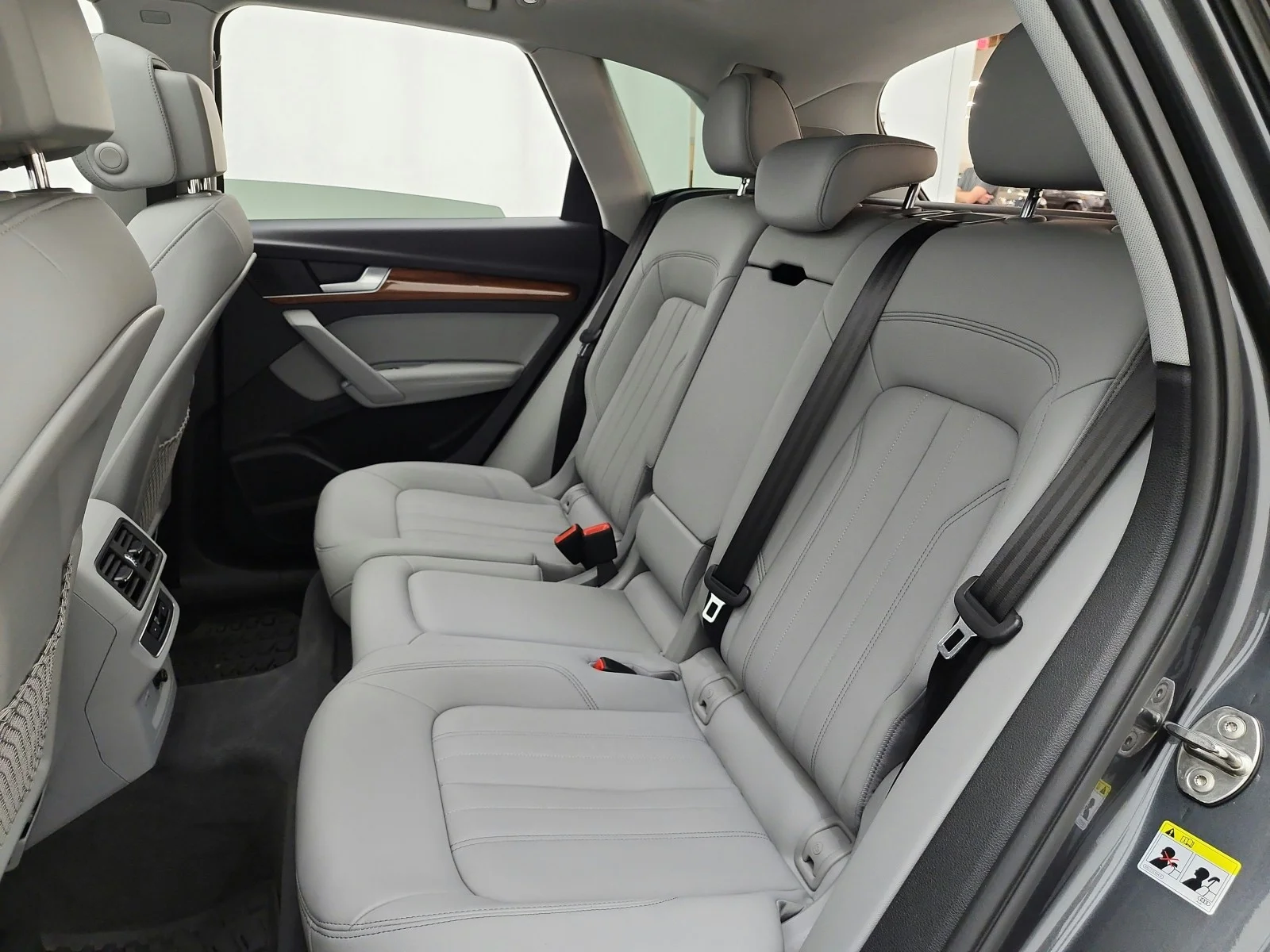 Used 2023 Daytona Gray Pearl Effect Audi S line Premium Plus image 15