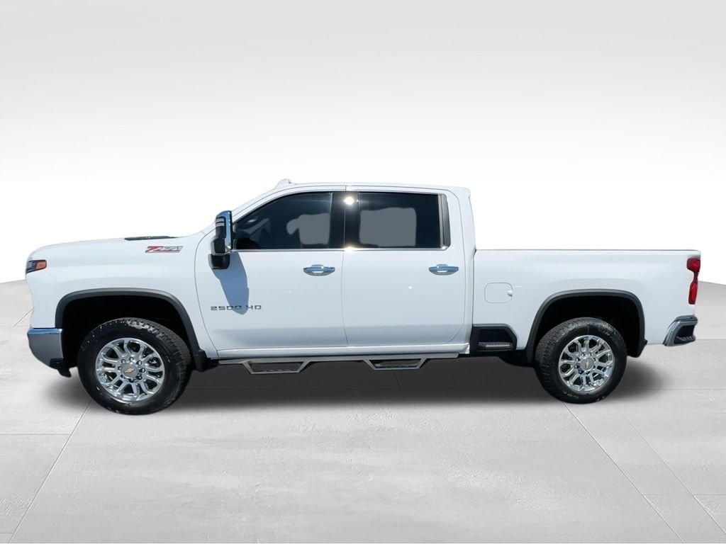 Used 2024 White Chevrolet LTZ image 5