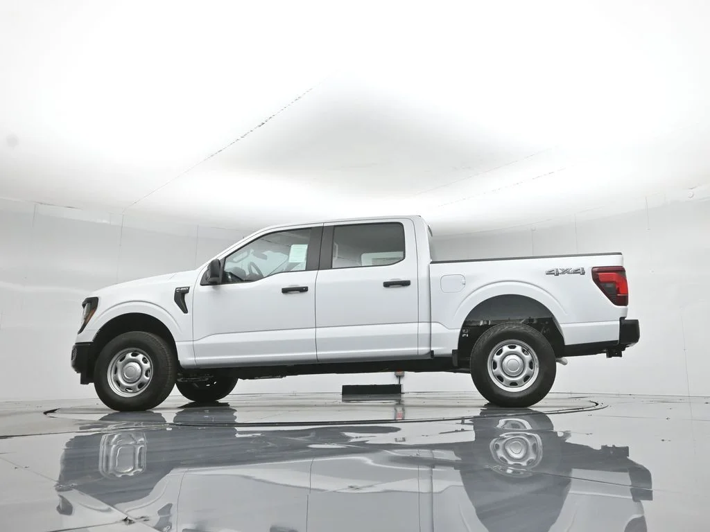 New 2026 Oxford White Ford XL image 49