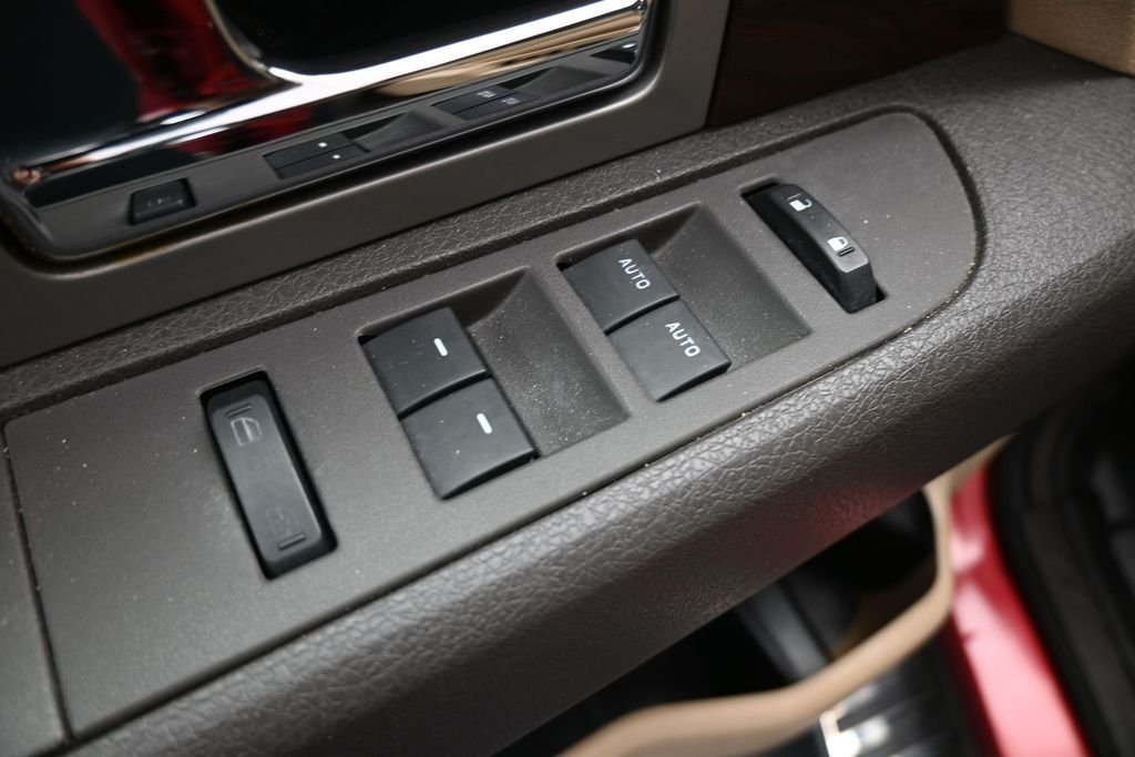 Used 2012 Red Ford Lariat image 13