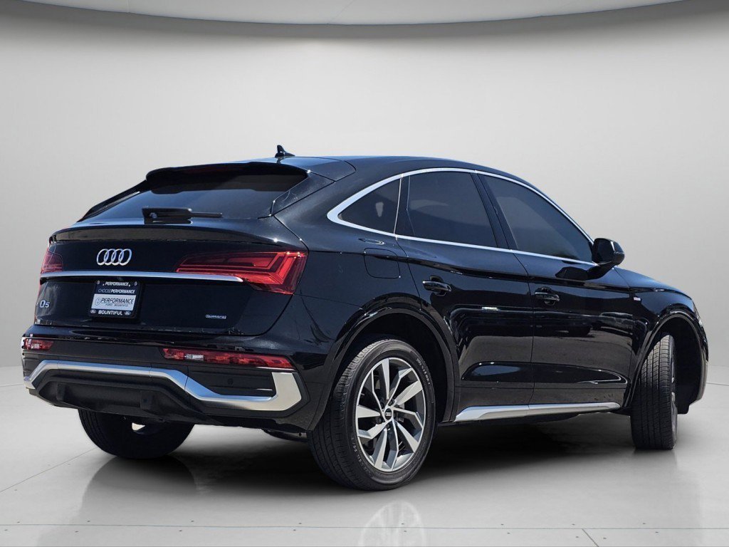 Used 2022 Black Metallic Audi 45 S line Premium image 24