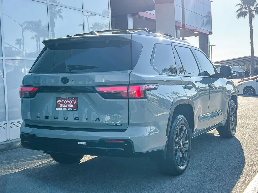 2026 Toyota Sequoia Platinum - Photo 6