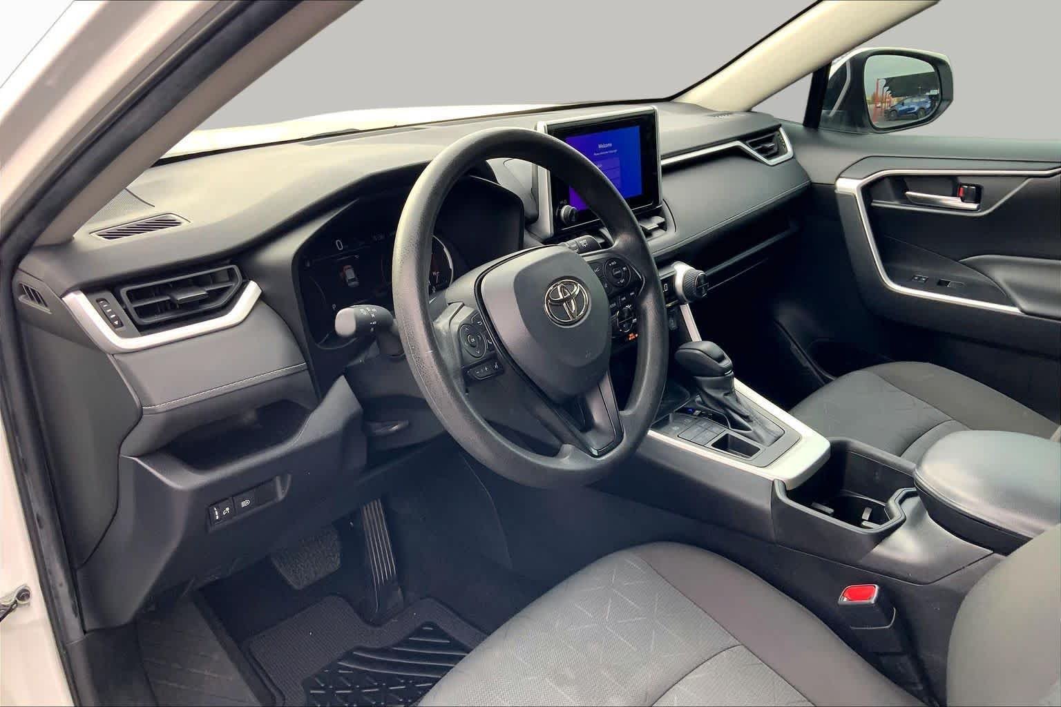 Used 2023 Ice Cap Toyota XLE image 18