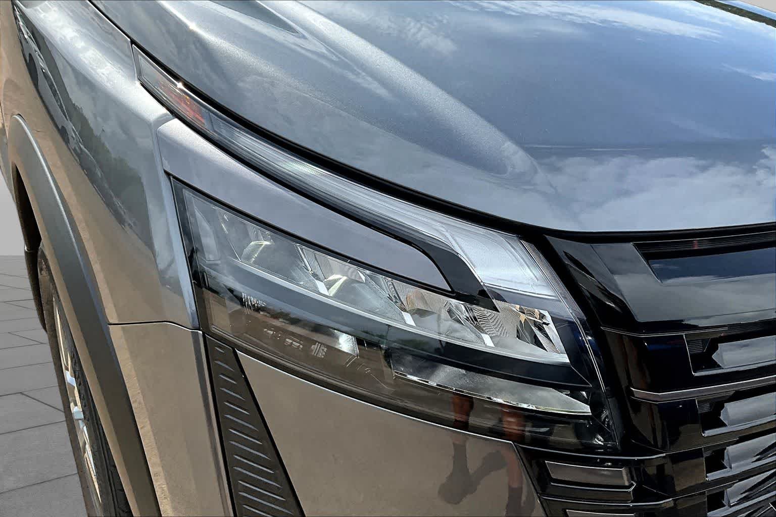 New 2026 Gun Metallic Nissan SV image 19