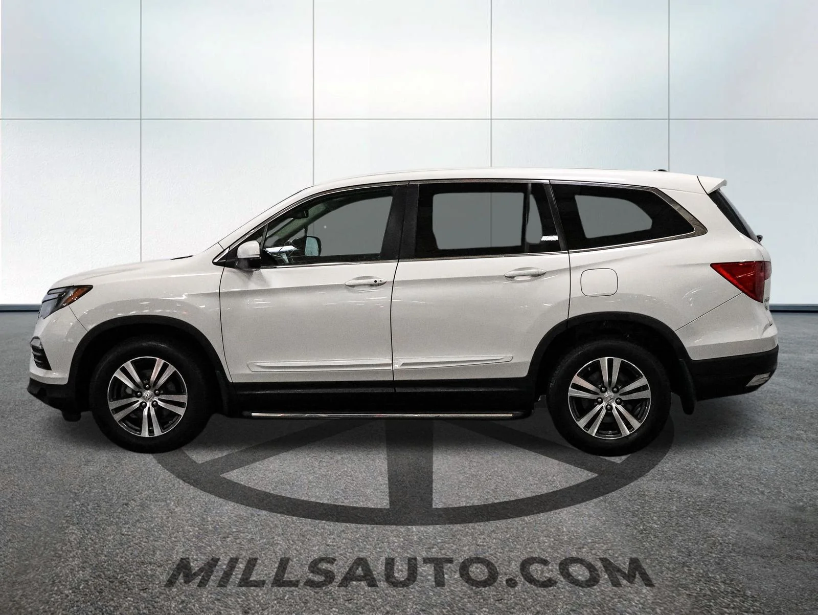 Used 2016 White Diamond Pearl Honda EX-L image 3