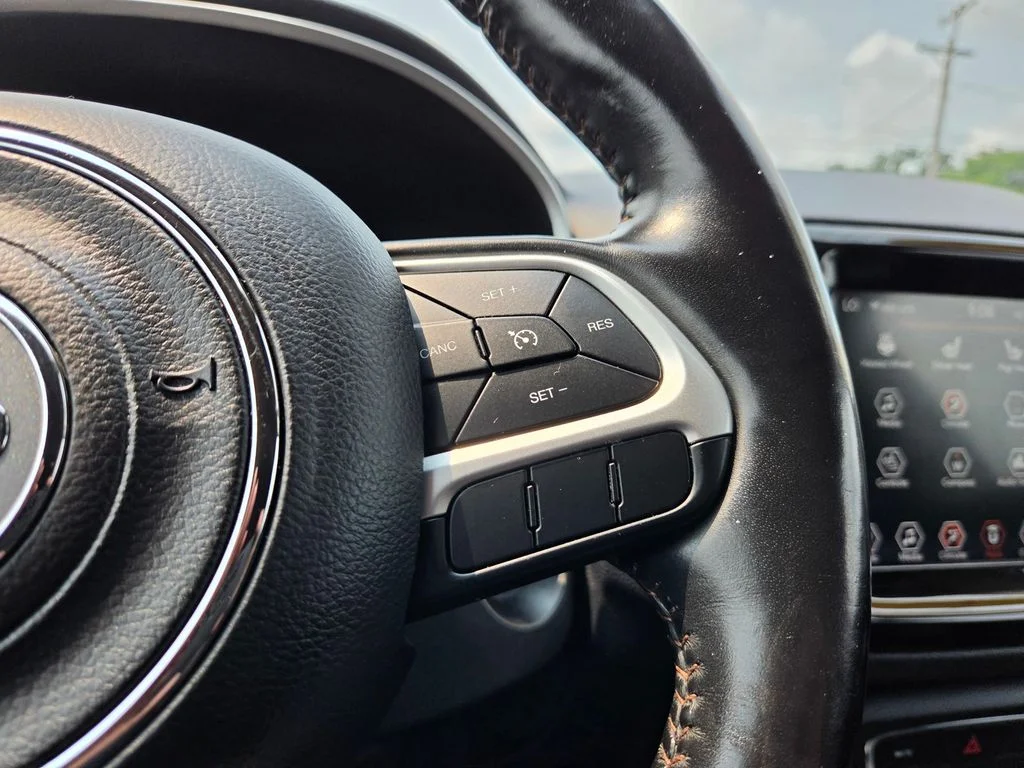 Used 2019 White Clearcoat Jeep Limited image 15